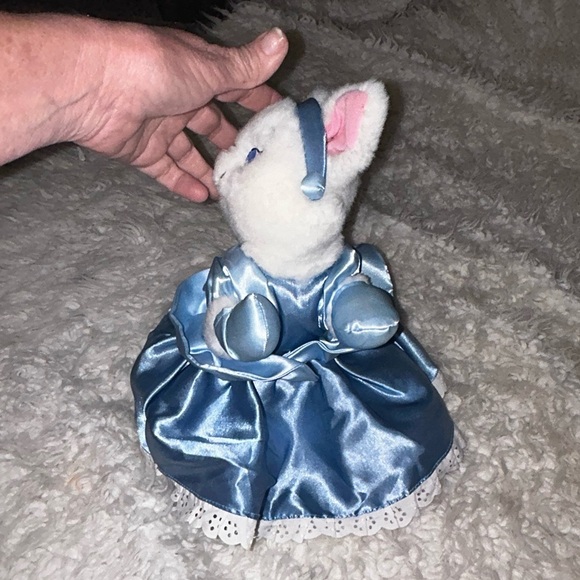 Disney Store Exclusive | Princess Marie | Aristocats - Picture 9 of 10